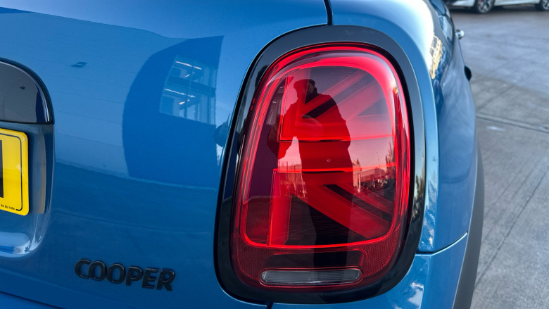 MINI Hatchback 1.5 Cooper Sport 3dr Petrol Hatchback